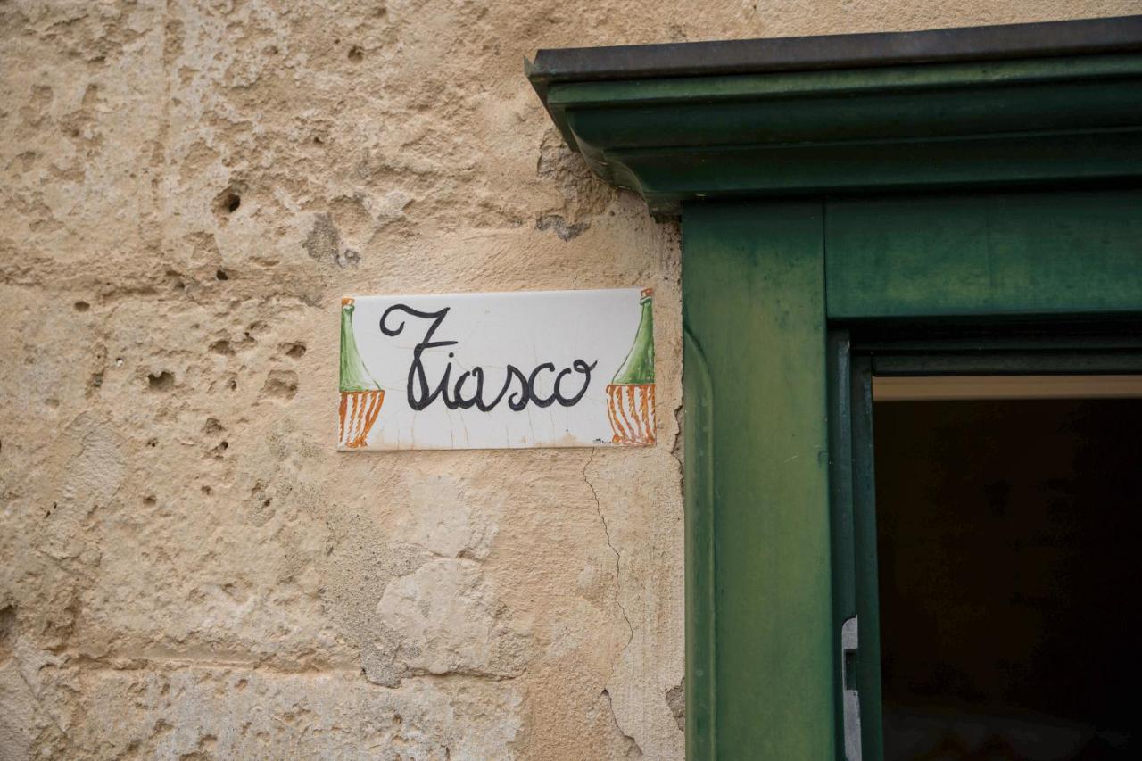 Residence Le Vie Del Mosto Matera Eksteriør billede
